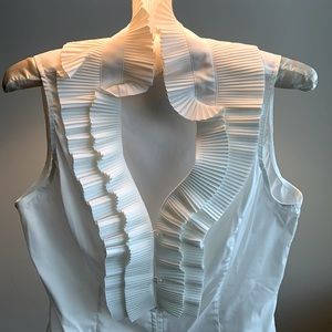 New Sleeveless Top, Statement Collar